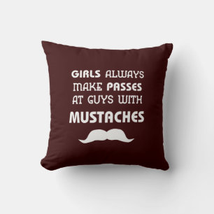 Coussin Moustache