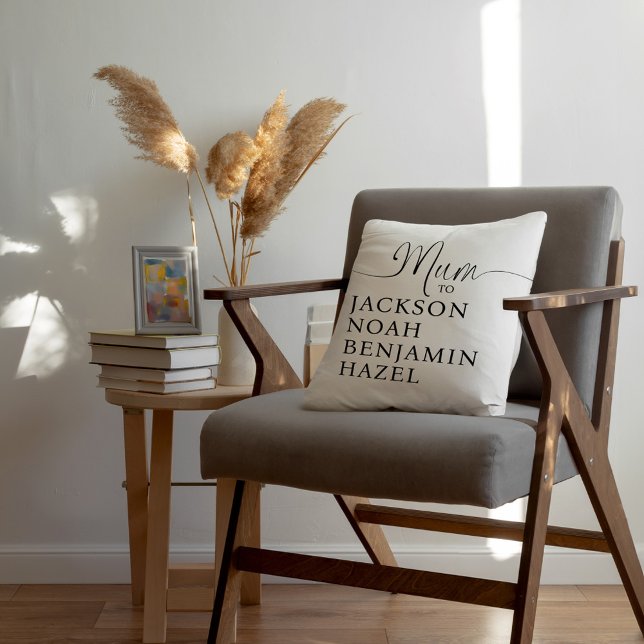 Coussin Mum Script Personnalisé Enfants Noms Fête des Mère (Mum Script Personalized Kids Names Mother's Day Throw Pillow)