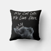 Coussin My Cat Lets Me Live Here (Verso)