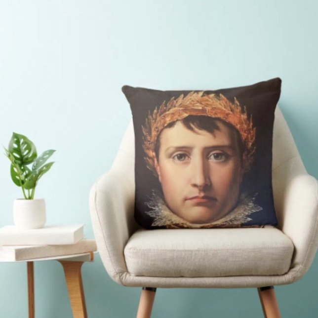 Coussin Napoléon Couronne De Laurier Héros  (Napoleon’s Portrait  Design pillow high quality 100% polyester hidden zipper enclosure.)