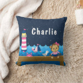 Coussin Nautical Girl Singe rose et Marine (Couverture)