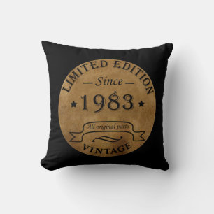 Coussin Né en 1983 élégant cadeau d'anniversaire vintage