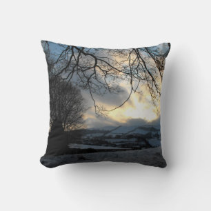 Coussin Neige au Pays de Galles par Alexandra Cook