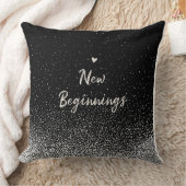Coussin New Beginnings Black and White Inspirational Quote (Couverture)