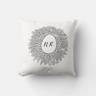 Coussin Nid et oeuf mignons - Initiales et nom personnalis