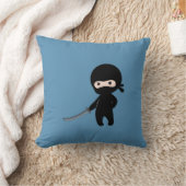 Coussin Ninja minuscule en colère sur bleu (Couverture)