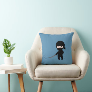 Coussin Ninja minuscule en colère sur bleu