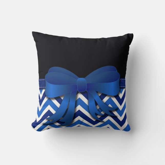 Coussin Noir avec chevron bleu et blanc et nœud bleu (Recto)