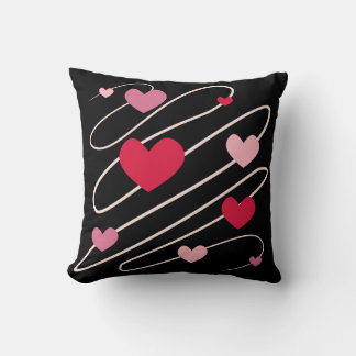 Coussin noir avec coeur