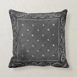 Coussin noir de conception de Paisley