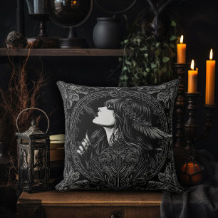 Coussin Noir et blanc encadré Gothique Maiden