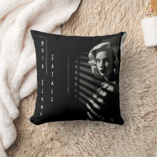 Coussin Noir Femme Fatale