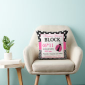 Coussin noir rose de faire-part de bébé de (Chaise)