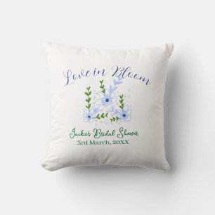 Coussin nom de baby shower bohème violet rétro amour en fl