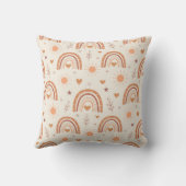 Coussin Nom de bébé arc-en-ciel boho en terre cuite (Verso)