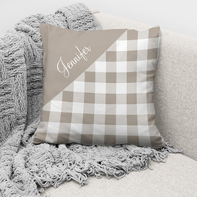 Coussin Nom de motif carreaux plaid taupe beige buffle (Créateur téléchargé)