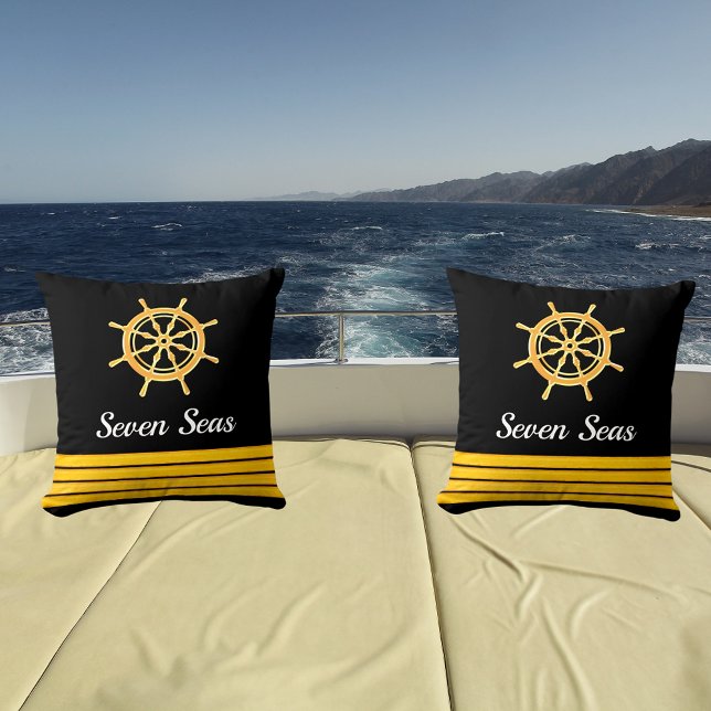 Coussin Nom du bateau de yacht noir or bandes du volant (Créateur téléchargé)