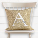 Coussin Nom du monogramme de la séquence d'or<br><div class="desc">Élégant Coussin de nom de monogramme Sequin Gold Sequin Sparkle. Ce coussin mignon et girly peut être customisé avec votre nom initial et prénom. Vous pouvez modifier la couleur du texte et du style de police pour customiser davantage la conception. Parfait pour la chambre d'une fille ! Voulez-vous voir cette...</div>