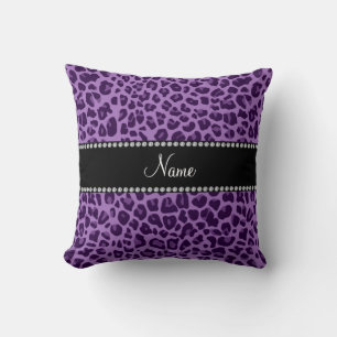Coussin Nom personnalisé motif léopard violet