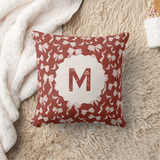 Coussin Nom personnalisé Ruban et Nœuds Vintage (Crème Rou