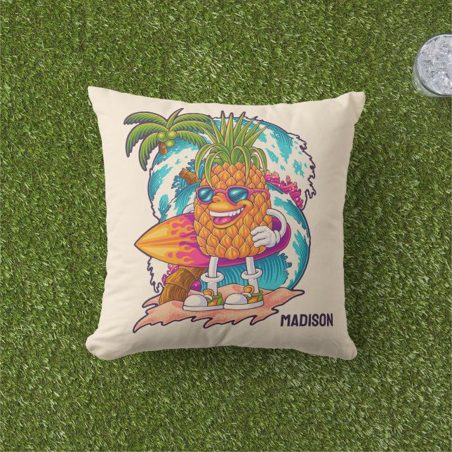 Coussin Nom personnalisé Surfing Pineapple (Herbe)