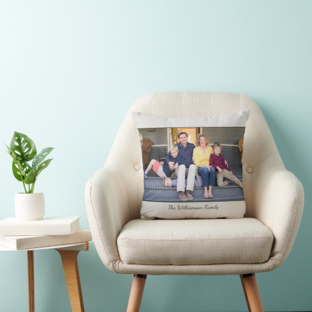 Coussin Nom photo moderne Bordure gris clair (Chaise)