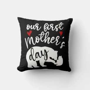 Coussin Nos premiers Coeurs de la Fête des mères Mama Bear