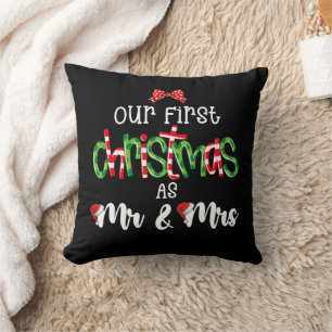 Coussin Notre premier Noël en tant que Mme et M. Femme Mar