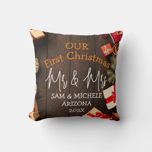 Coussin Notre premier Noël, M. et Mme bois neuf (Recto)