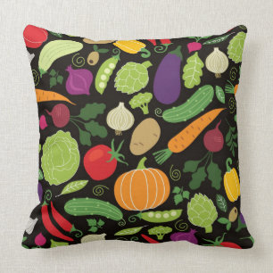 Coussin Nourriture sur un arrière - plan noir