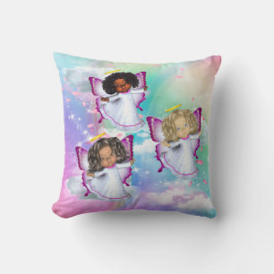 Coussin Nuages fluffés arc-en-ciel et 3 bébés papillons