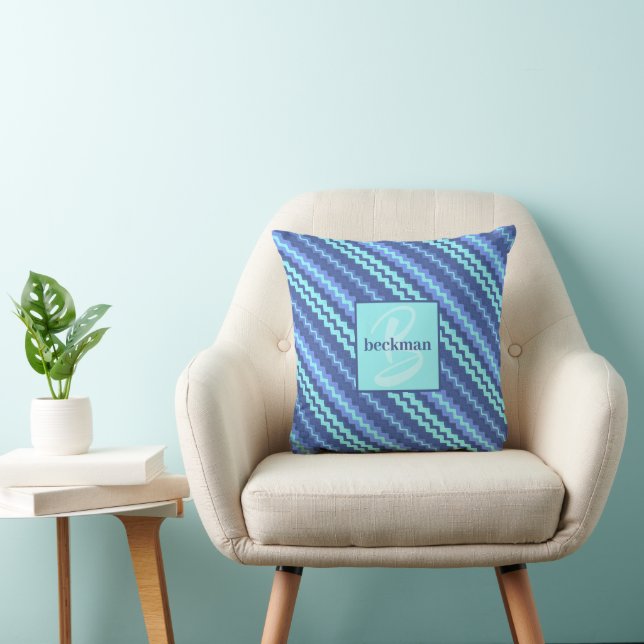 Coussin Nuances de bleu Chevron Monogrammed (Chaise)