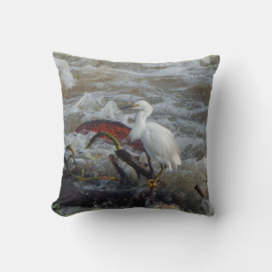 COUSSIN OISEAU DE CARRIÈRE JETER UN OISEAU