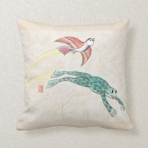 Coussin Oiseau volant et grenouille de 16 po x 16 po