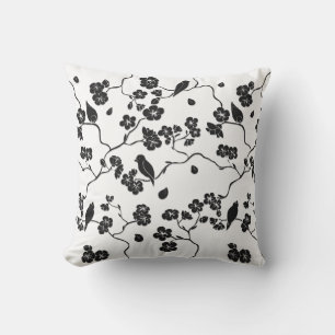 Coussin Oiseaux à motif noir et blanc sur fleurs de cerisi
