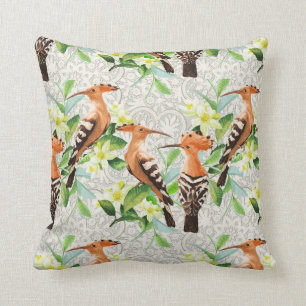 Coussin Oiseaux exotiques sur la dentelle