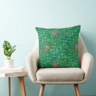 Coussin Oiseaux prenant leur brunch dans une forêt brumeus