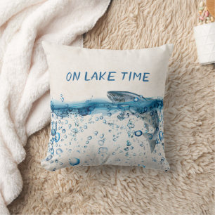 Coussin On Lake Time texte avec touladi