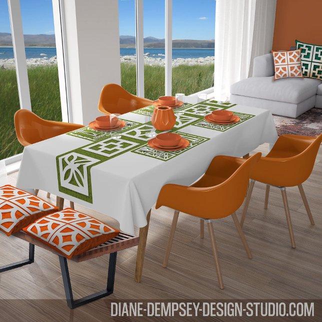 Coussin orange du bloc de brise moderne du milieu  (See all the color options for the breeze block designs + more modernist designs in the series.)