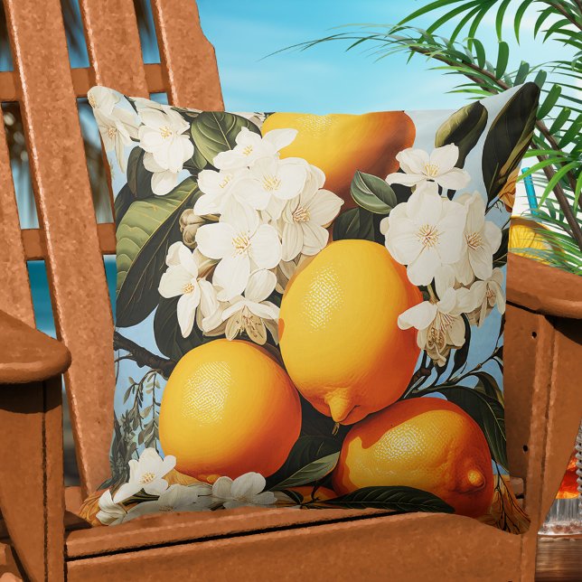 Coussin Oranges méditerranéennes Soleil d'été (Pillow featuring a painting of Mediterranean oranges under the summer sun with elegant white flowers)
