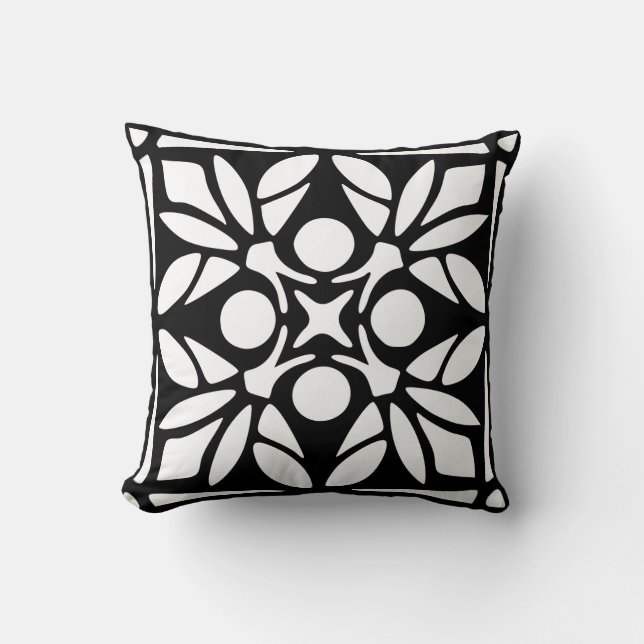 Coussin Orné Noir Et Blanc (Recto)
