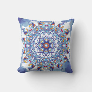 Coussin Ornement floral, design artistique.