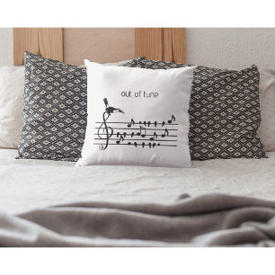 Coussin Out of Tune, toucan rejoignant les oiseaux chanteu