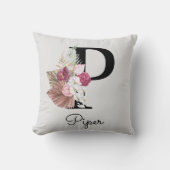 Coussin P initiale florale boho rose personnalisée (Recto)