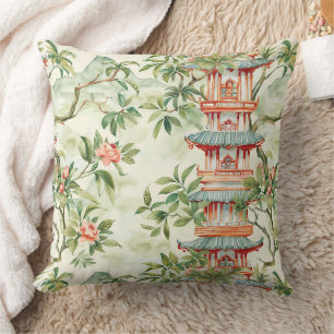 Coussin Pagode asiatique aquarelle dans un paysage verdoya