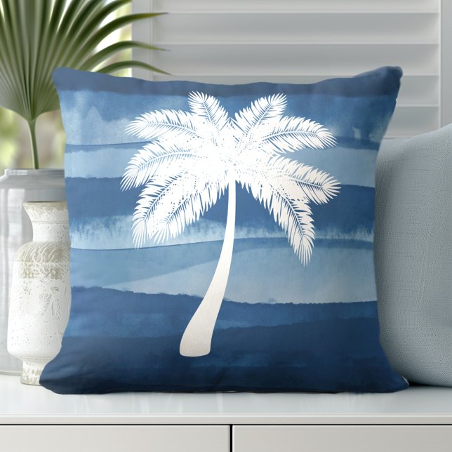 Coussin Palmier tropical bleu blanc (Discover our Elegant Coastal Throw Pillows in Blue & White.)
