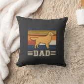 Coussin Papa Retriever doré Chien Rétro (Couverture)