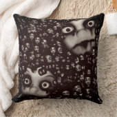 Coussin papier peint terror twin dollies (Couverture)