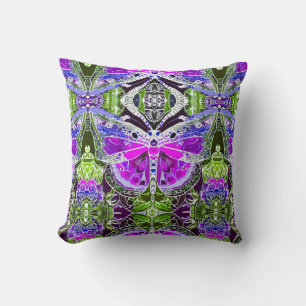 Coussin Papillon et Médaillon Motif Batik en violet
