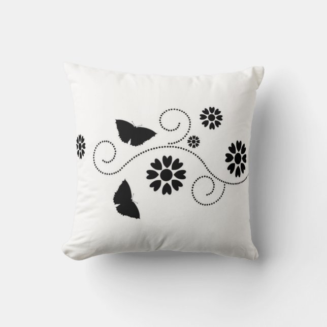 Coussin Papillons Noirs Et Blancs Et Cœurs (Recto)